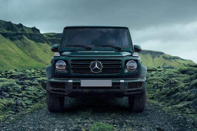 Mercedes-Benz G-Class Front View Image