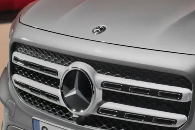 Mercedes-Benz GLB Grille Image