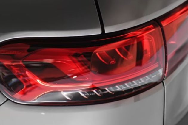 Mercedes-Benz GLB Taillight Image