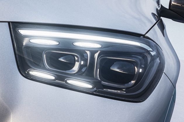 Mercedes-Benz GLE Headlight Image