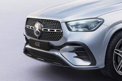 Mercedes-Benz GLE Grille Image