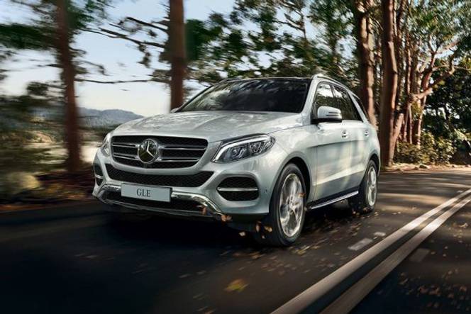 Mercedes-Benz GLE 2015-2020 Front View Image