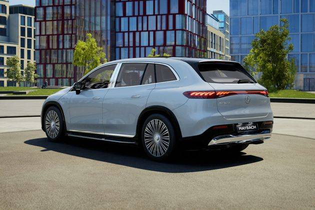 Mercedes-Benz Maybach EQS SUV Rear Left View Image