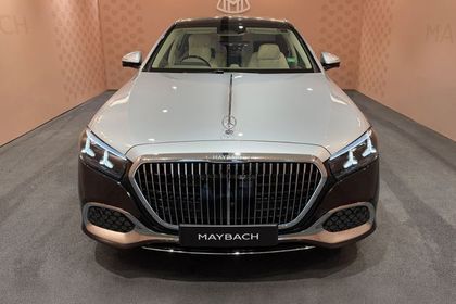 Mercedes-Benz Maybach S-Class Front View Image Mercedes-Benz Maybach S-Class Front View Image