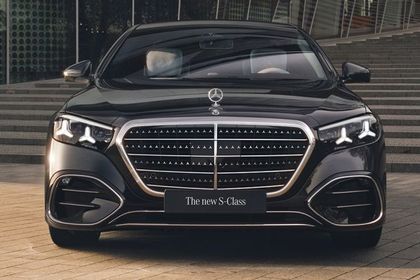 Mercedes-Benz S-Class Front View Image Mercedes-Benz S-Class Front View Image
