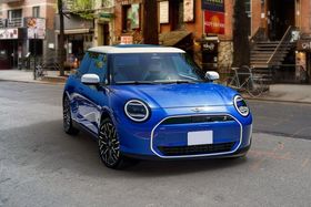 Questions and answers on Mini Cooper SE 2024