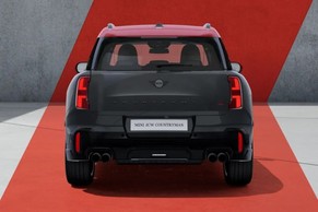 Mini Countryman Rear view Image