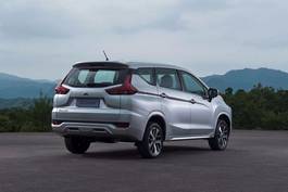 Mitsubishi Xpander Rear Right Side Image