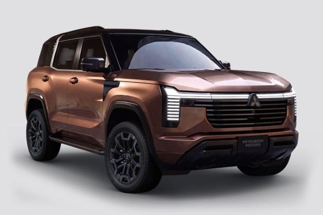 Mitsubishi Pajero Front Right Quarter View Mitsubishi Pajero Front Right Quarter View
