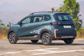 Nissan Gravite Rear Left View Image