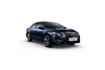 Nissan Teana Front Left Side Image