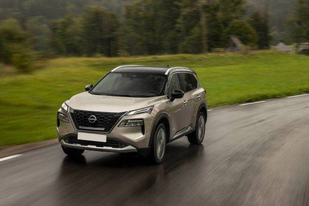 Nissan X-Trail Exterior Image Image