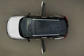Nissan X-Trail Perspective View( Doors Open) Image