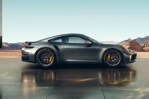 Porsche 911 Front Right View Image