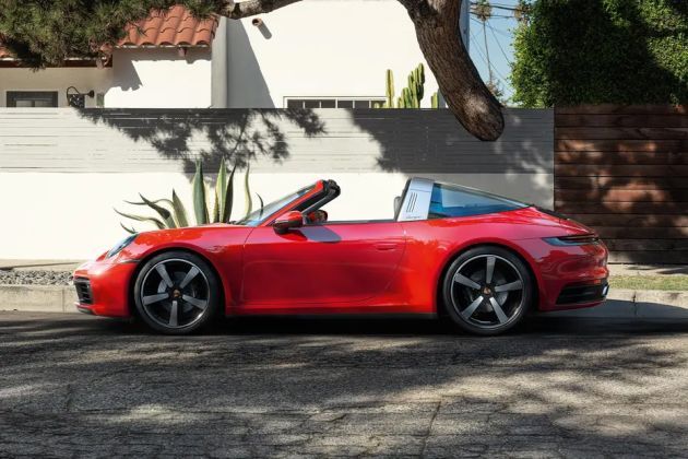 Porsche 911 Carrera S Cabriolet On Road Price (Petrol), Features & Specs,  Images