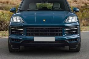 Porsche Cayenne Grille Image
