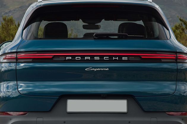 Porsche Cayenne Taillight Image