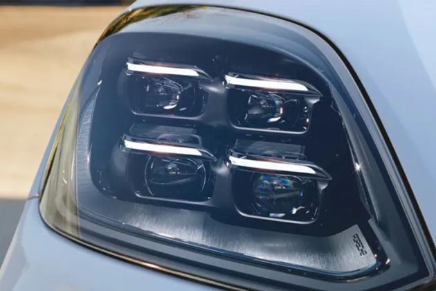Porsche Cayenne Coupe Headlight Image