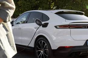 Porsche Cayenne Coupe Exterior Image Image