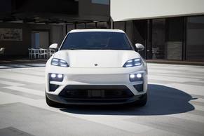 Porsche Macan EV Front View Image