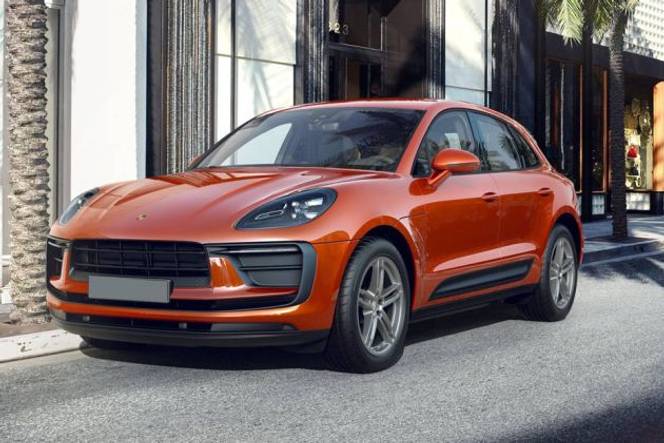 Porsche Macan Front Left Side View