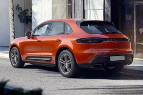 Porsche Macan Rear Left View Image