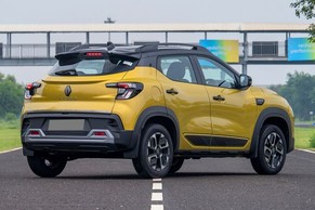 Renault Kiger Rear Right Side Image