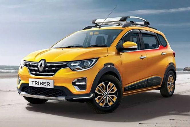 Renault Triber 2019-2025 Front Left Side View