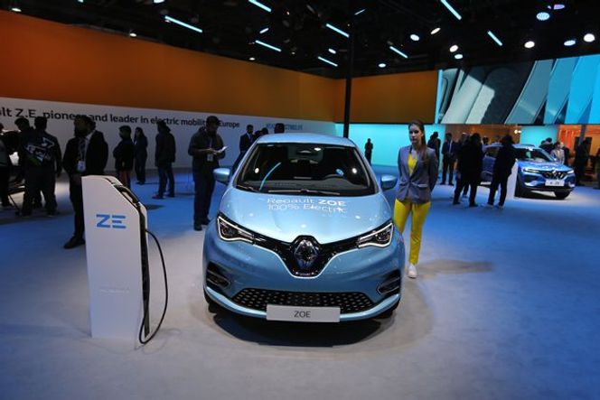 Renault Zoe Front View Image