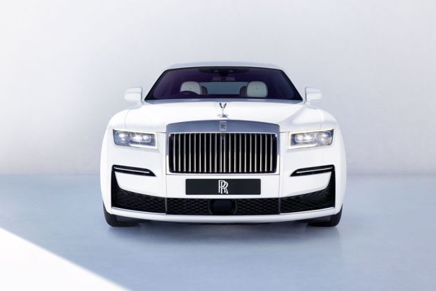 Rolls-Royce Ghost Front View Image
