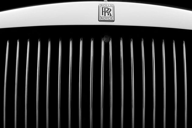 Rolls-Royce Phantom Grille Image