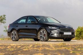 Skoda Octavia RS Exterior Image Image Skoda Octavia RS Exterior Image Image