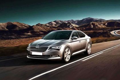 Skoda Superb 2016-2020 Style 2.0 TDI AT On Road Price (Diesel), Features &  Specs, Images