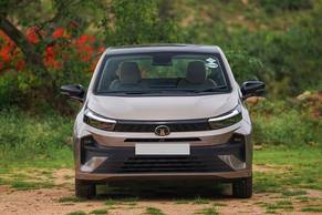 Tata Altroz Front View Image