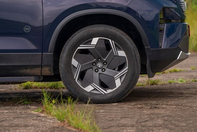 టాటా హారియర్ ఈవి వీల్ image