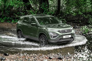 Tata Harrier 2019-2023 Front Left Side Image