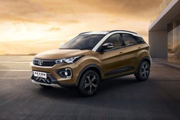 Tata Nexon 2023-2023 Front Left Side Image