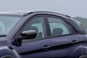 Tata Nexon Window Line Image