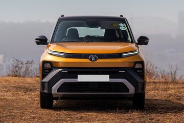 Tata Punch Front View Image