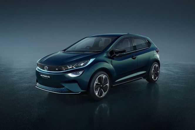Tata Altroz EV Expected Price ₹14 Lakh, Launch Date, Images & Specs ...