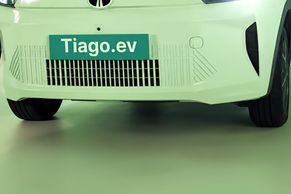 Tata Tiago EV Front bumper Image