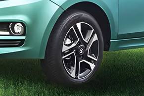 Tata Tiago Wheel Image