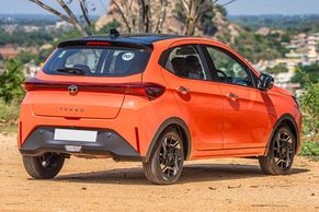 Tata Tiago Rear Right Side Image