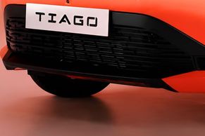 Tata Tiago Front bumper Image
