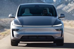 ಟೆಸ್ಲಾ ಮಾದರಿ ವೈ ಎಕ್ಸ್ಟೀರಿಯರ್ image Tesla Model Y Exterior Image