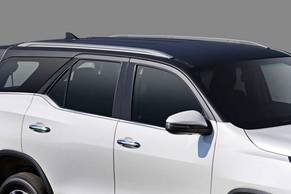 Toyota Fortuner Legender Window Line Image