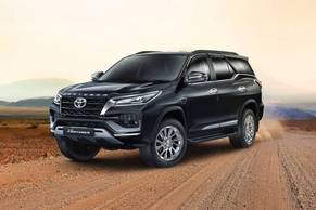 Toyota Fortuner Exterior Image Image