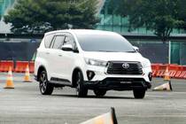Toyota Innova Crysta Toyota Innova Crysta