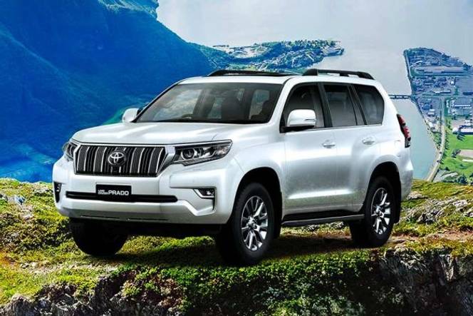 Toyota Land Cruiser Prado The side profile of the SUV showcases body-coloured door handles and outer rear view mirror. The ORVMs come with electrical adjust, electric fold, LED turn indicators, and aero-stabilising fins.
