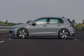 Volkswagen Golf GTI Side View (Left)  Image